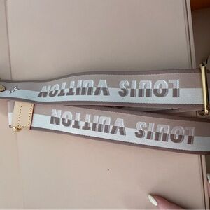 Louis Vuitton Beige and White Purse Strap